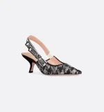 J’Adior Slingback Pump